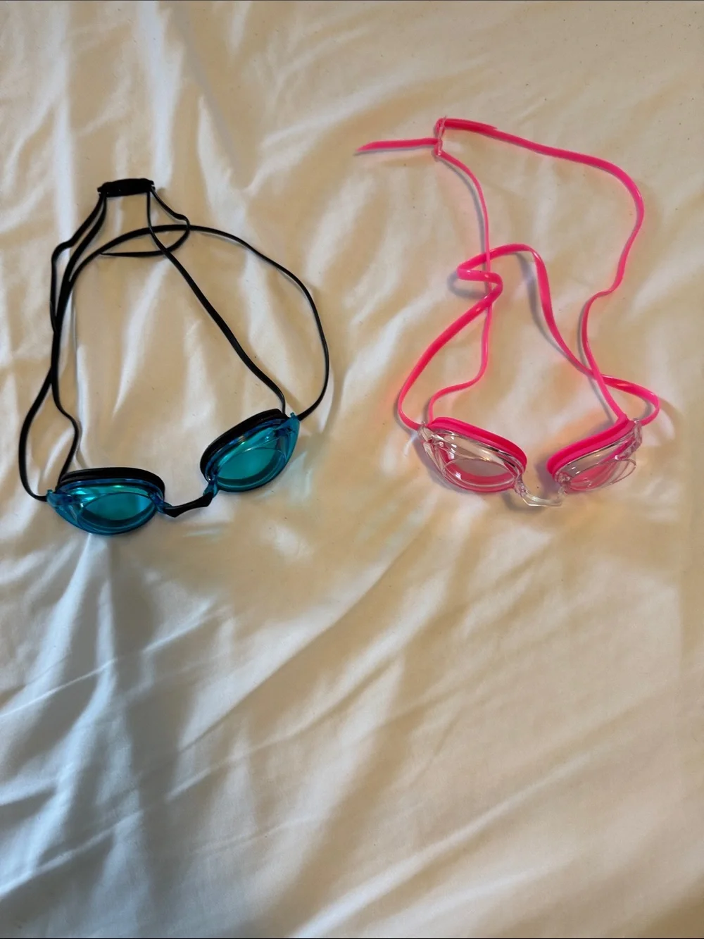 2 pairs of Swim Goggles - Blue and Pink